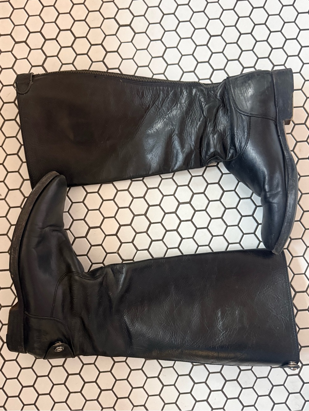 Frye Women's Melissa Button Back Zip tall Riding Boots black 7.5 B